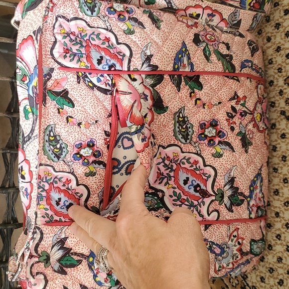 Vera Bradley Crossbody Bag - Picture 3 of 6